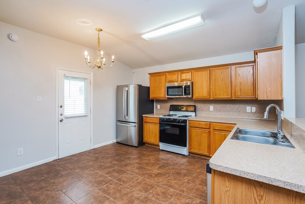 Building Photo - 20922 Neelie Ct