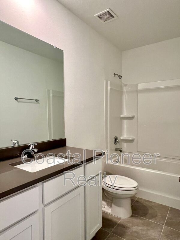 Building Photo - 3514 White Dandelion Ct