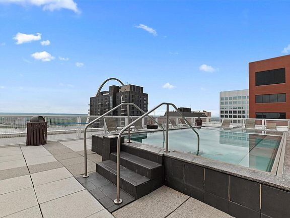 Rooftop Pool - 314 N Broadway