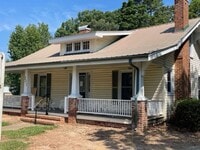 Building Photo - 207 E Pritchard St