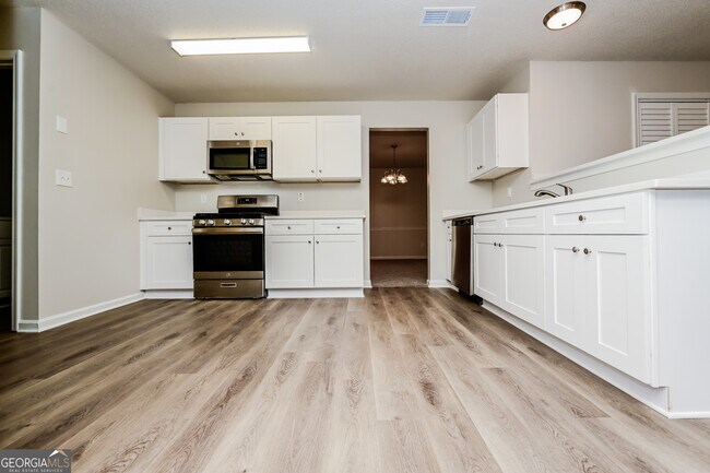 Building Photo - 3952 Waldrop Hills Dr