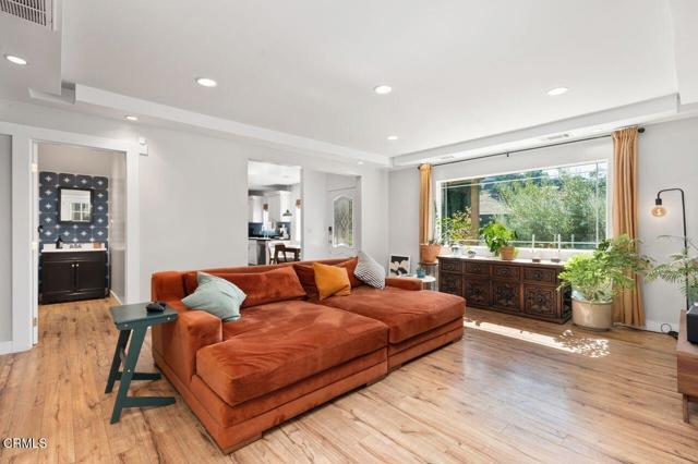 Building Photo - 3847 Sunbeam Dr