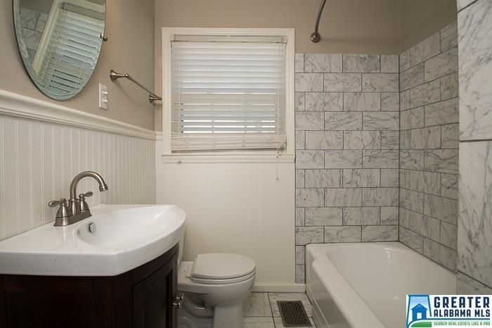 Building Photo - 1016 Edgewood Blvd