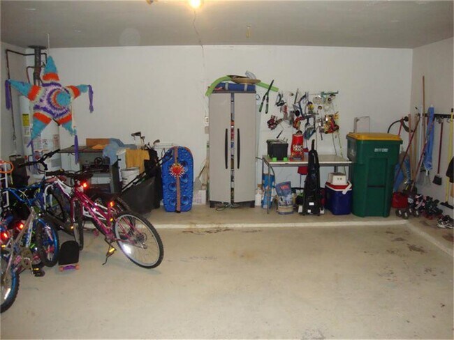 Building Photo - 22818 Brafferton Ln