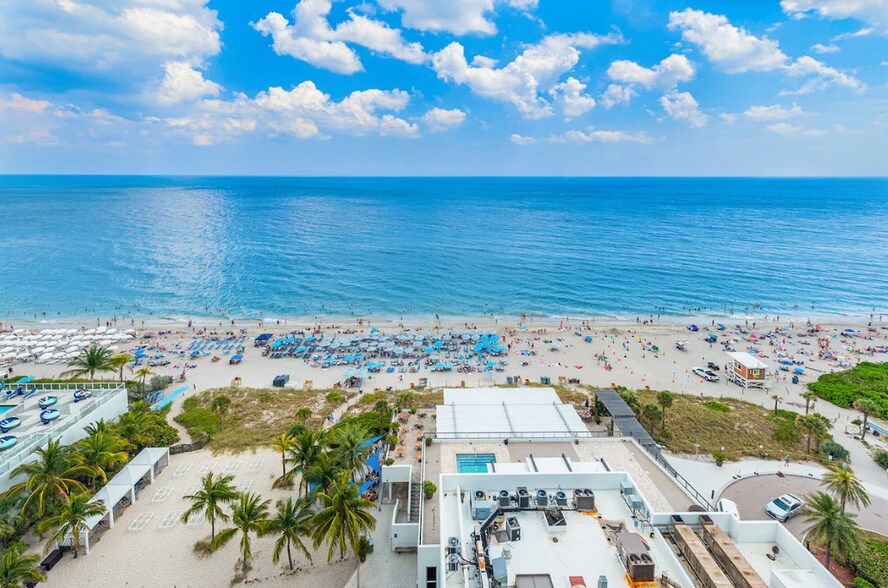 Building Photo - 4111 S Ocean Dr
