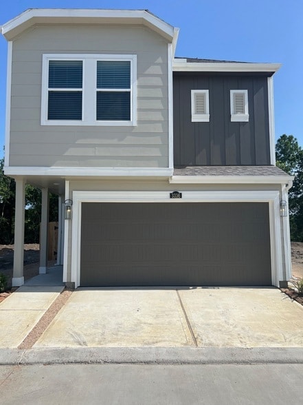 Primary Photo - 3336 Vine Ter Trce