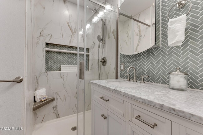 Building Photo - 1912 Heywood St