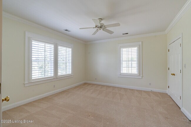 Building Photo - 3976 Shelbyville Rd
