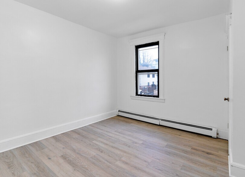 Building Photo - 97 Fenner Ave