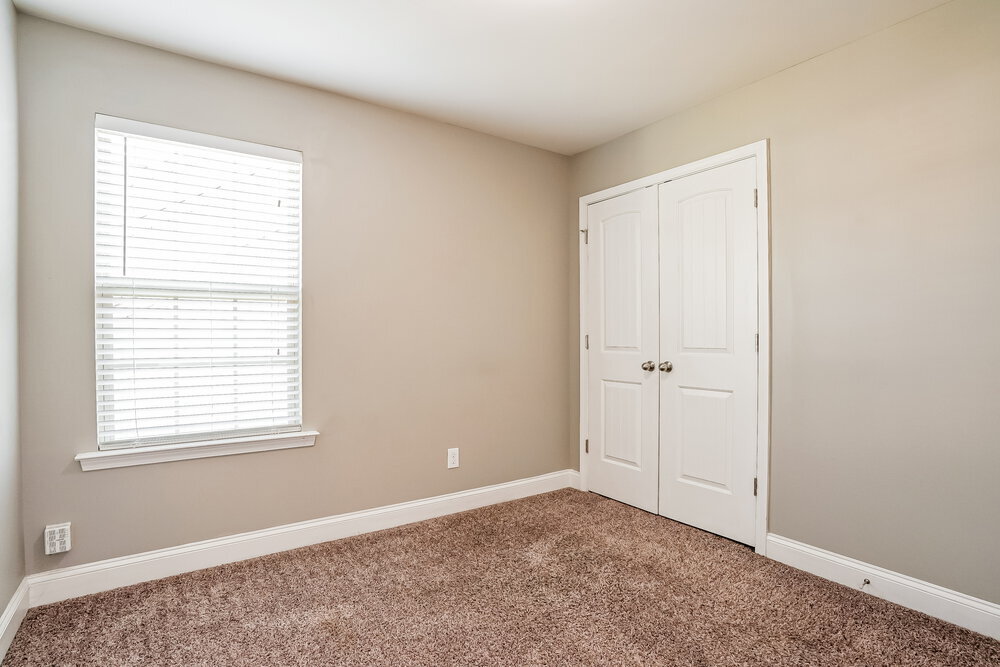 Building Photo - 168 Outwater Ridge Dr