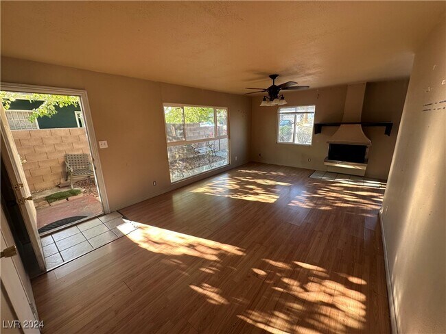 Building Photo - 5609 Gipsy Ave