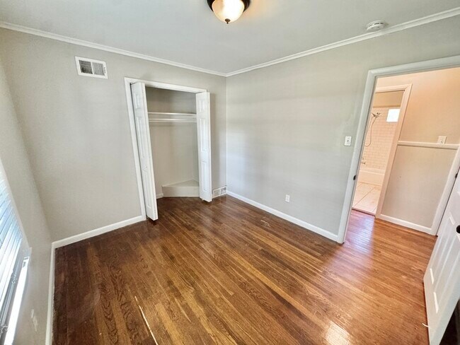 Building Photo - 1795 Cornelia Ln