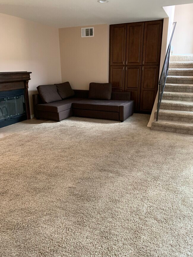 Building Photo - 4219 Walnut Grove Ave