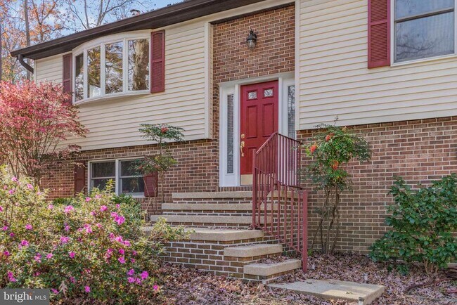 Building Photo - 22397 Armstrong Dr