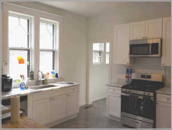Building Photo - 111 N Evergreen St