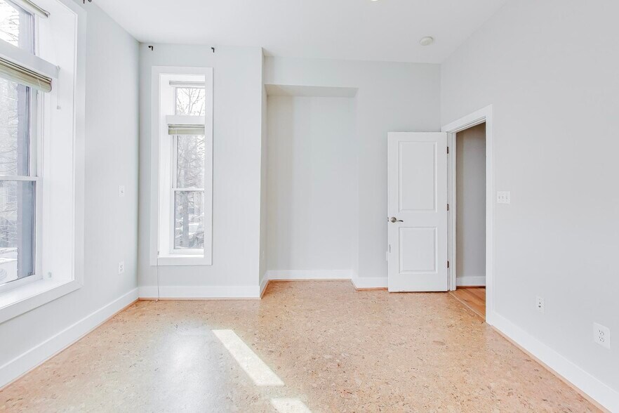 Building Photo - 500 M St NW