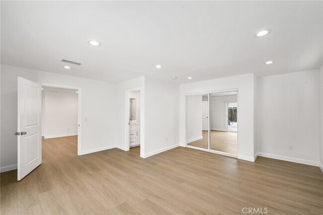Building Photo - 9282 Winterwood Cir
