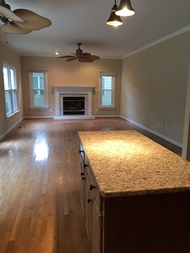 Building Photo - Beautiful home in Seaford