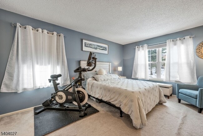 Building Photo - 197 Robertson Way