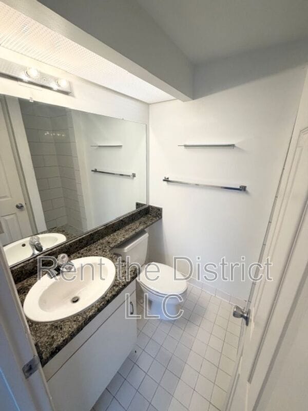 Building Photo - 2725 Connecticut Ave NW