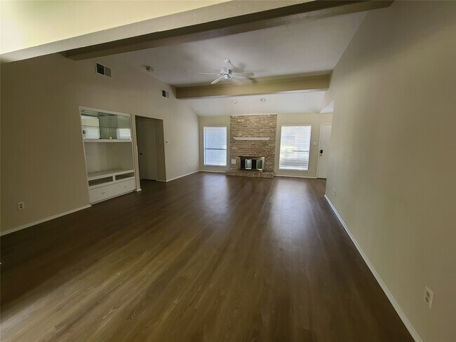 Building Photo - 3706 Hill Springs Dr