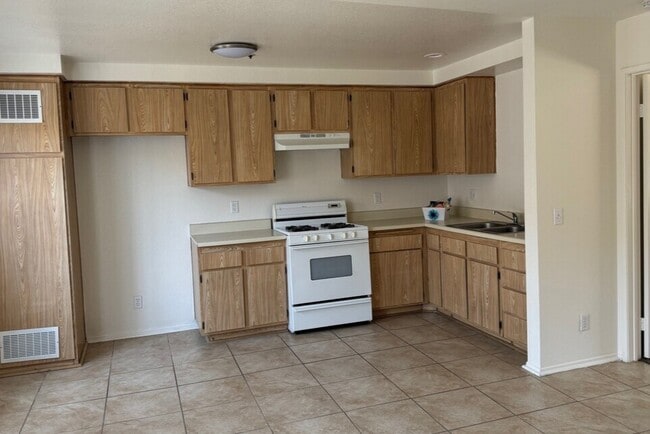 Primary Photo - Park Villas 55+ Senior Apartments