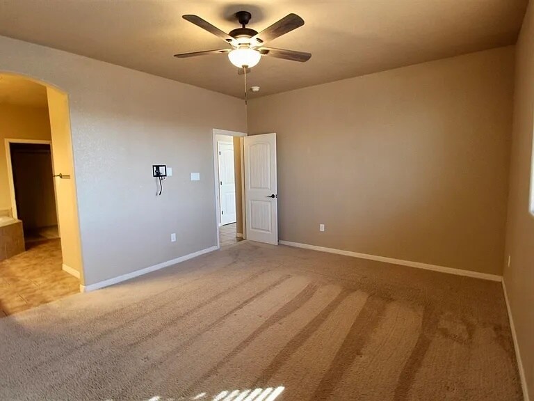 Building Photo - 11242 S Sally Dr