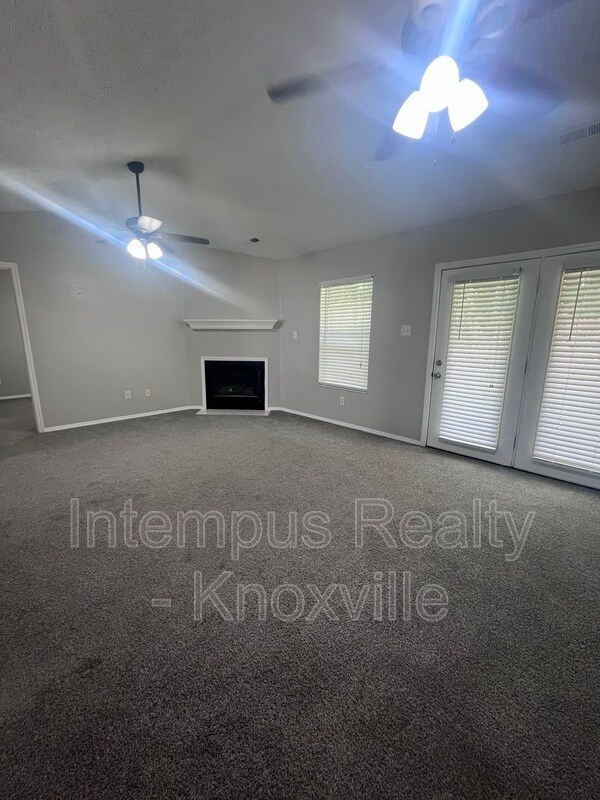 Building Photo - 1013 Ashley Michelle Ct