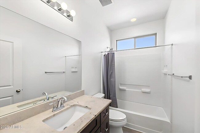 Building Photo - 10997 Cambria Cir