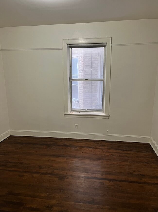 Building Photo - 3741 W Irving Park Rd