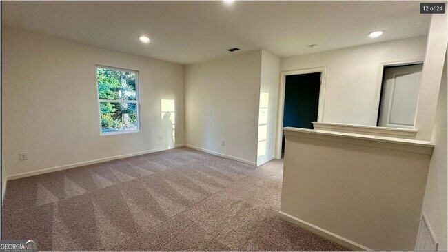 Building Photo - 486 Grand Magnolia St