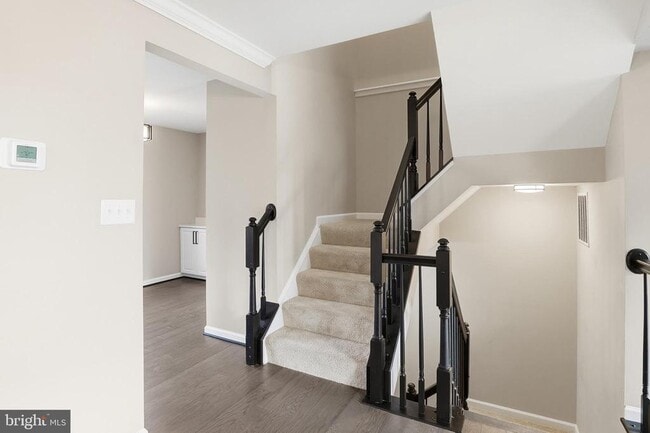 Building Photo - 12831 Silvia Loop