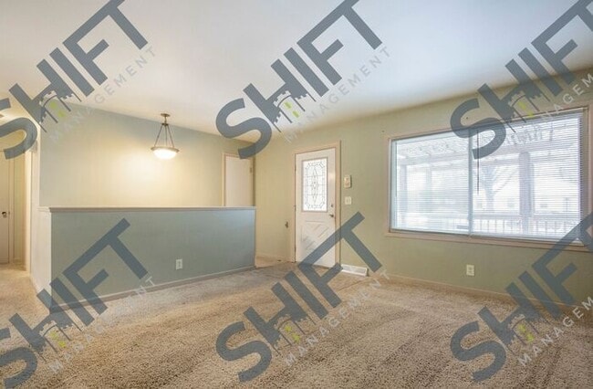 Building Photo - 5671 Christie Ave - Gorgeous 4 Bed