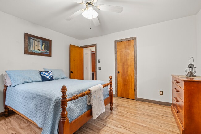 Building Photo - 4998 Rockefeller Rd