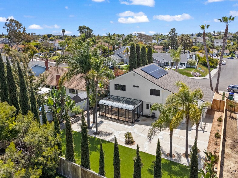 Building Photo - 2928 Gaviota Cir