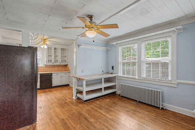 Building Photo - Charming Wythe!