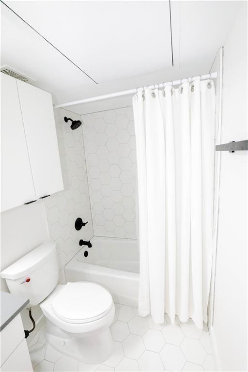 Building Photo - 400 E 30th St