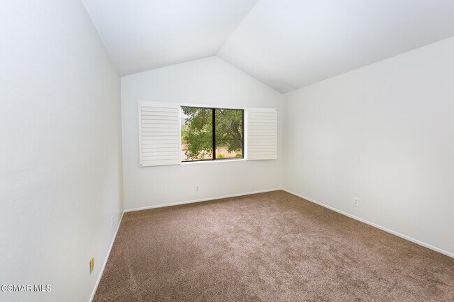 Building Photo - 6801 Pala Mesa Dr