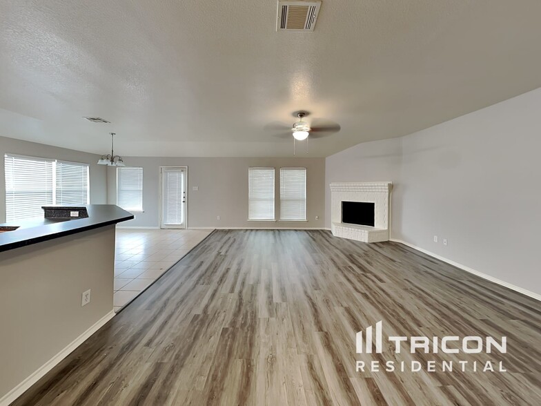 Building Photo - 739 Lentisco Dr