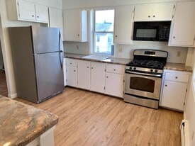 Building Photo - 37 Fowle St