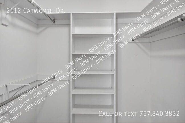 Building Photo - 2112 Catworth Dr