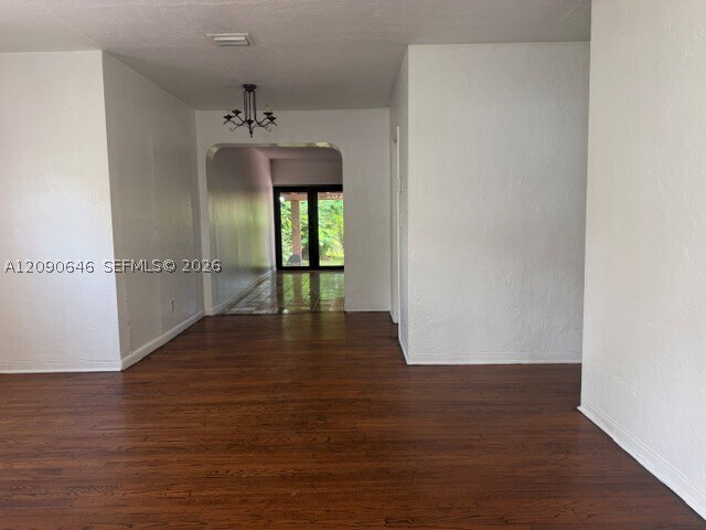 Building Photo - 2725 SW 82nd Ave