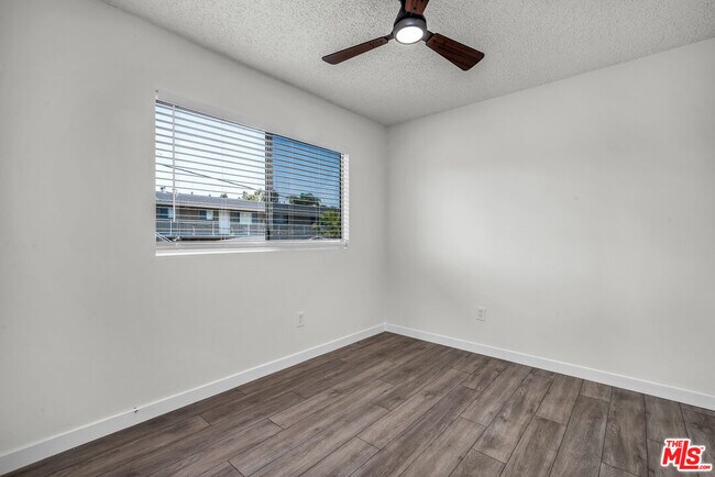Building Photo - 7343 Comstock Ave