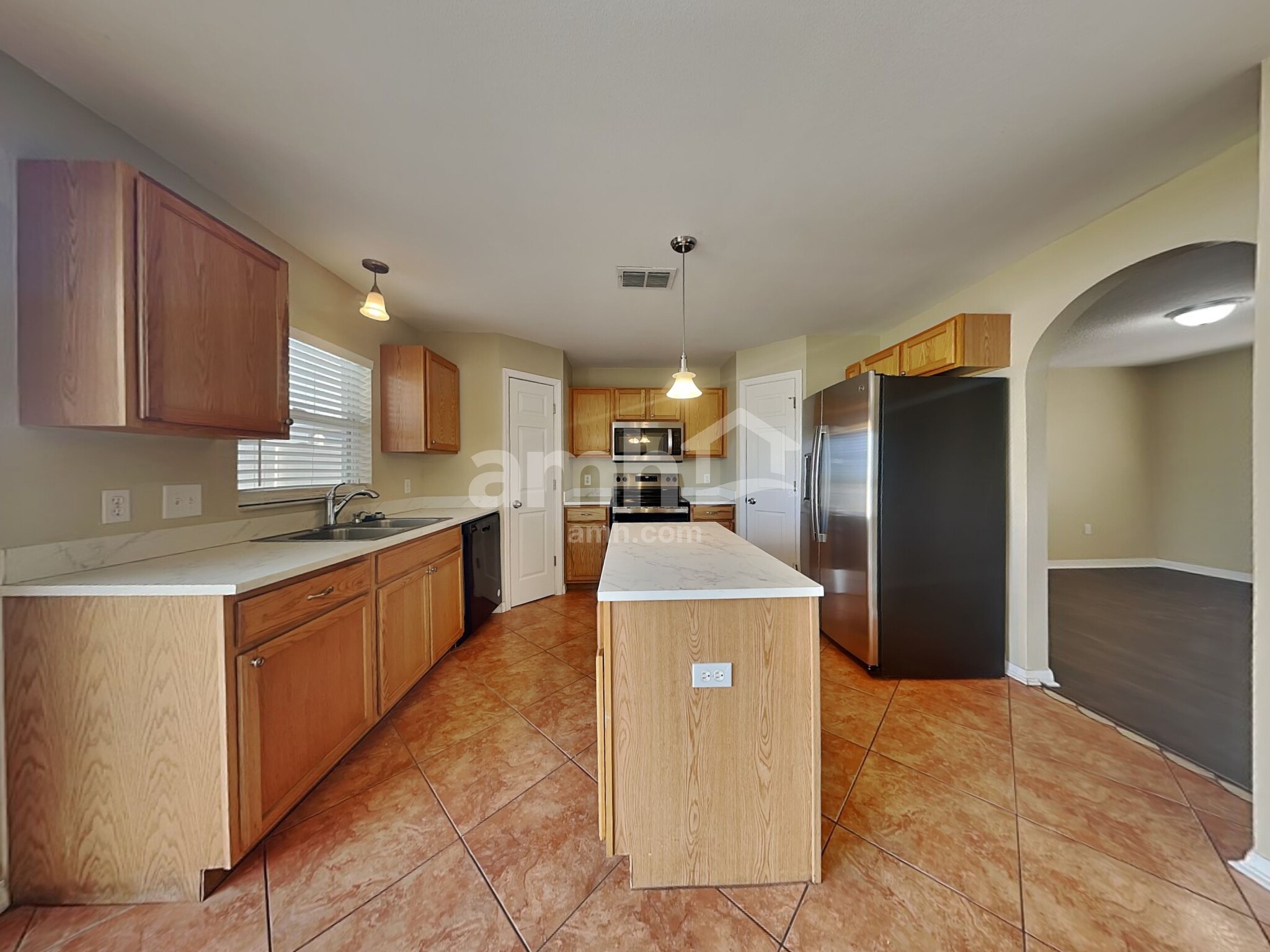 Building Photo - 12621 Lake Vista Dr
