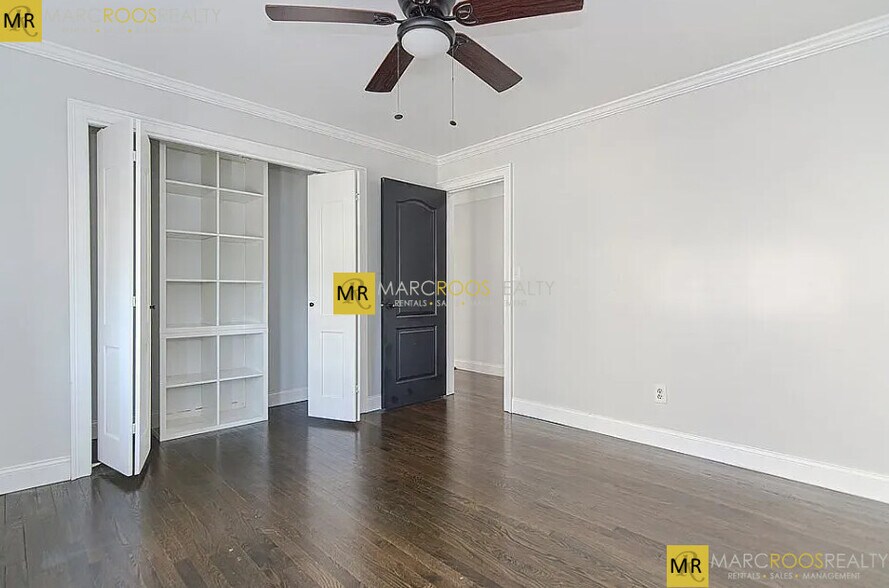 Building Photo - 237 Trenton St