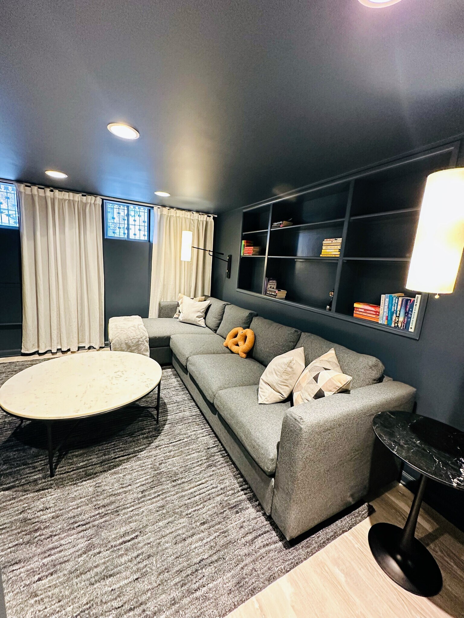Basement - 615 S Bambrey St