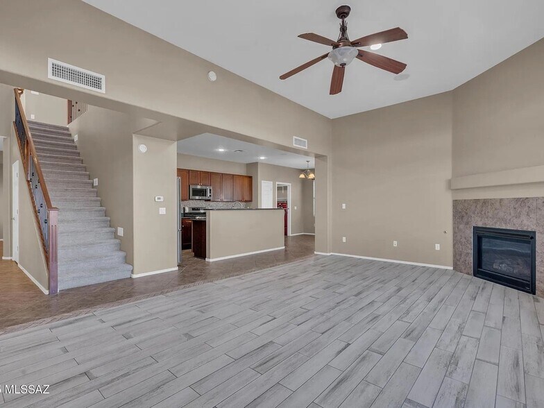 Building Photo - 12156 N Quail Feather Blvd