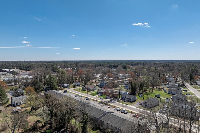 Aerial Photo - Henry Clay Apartments
