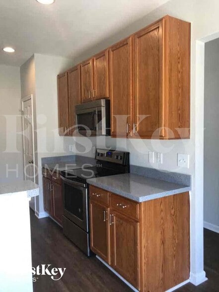 Building Photo - 4204 Laurel Ridge Cir