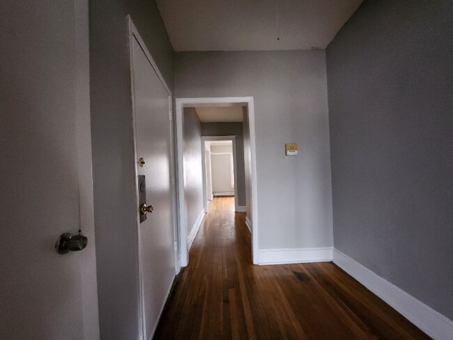 Building Photo - 5903 W Huron St